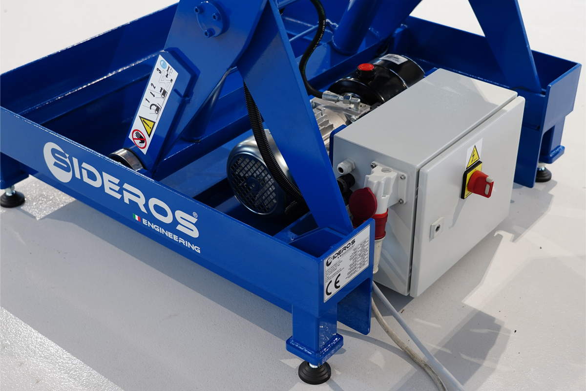 Piattaforma elevabile quadro elettrico | Plateformes de levage pour soudage