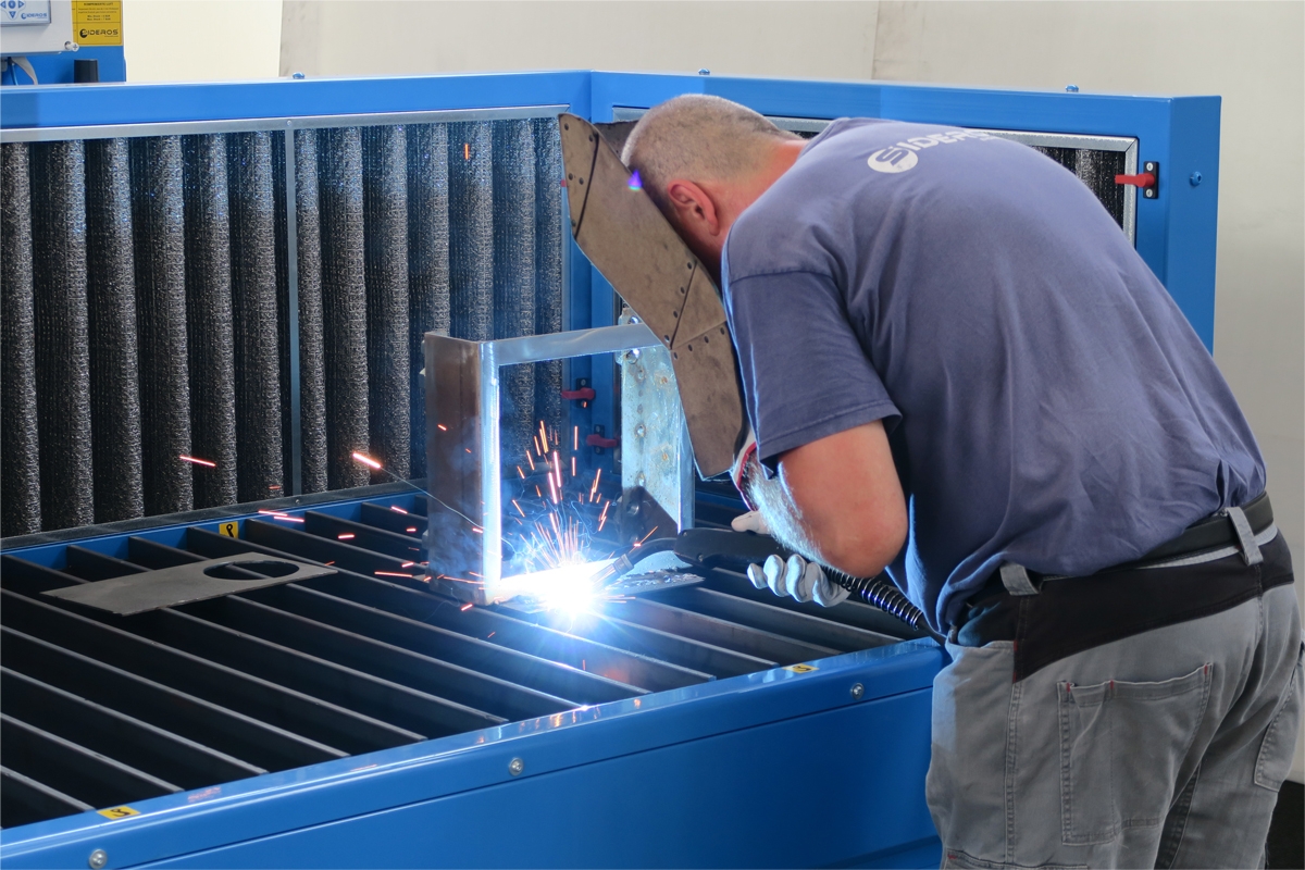 Saldatura | Downdraft Benches and Booths