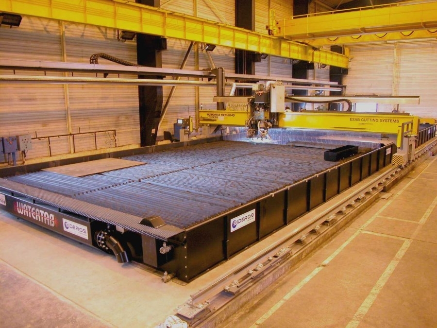 tavole ad acqua 1 | Water Cutting Tables